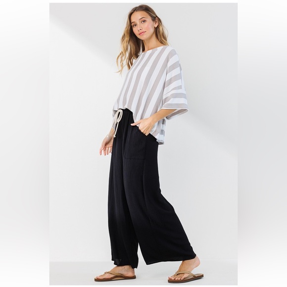 22 Stylish and Trendy Boho wide leg pants with pockets - Picture 2 of 6